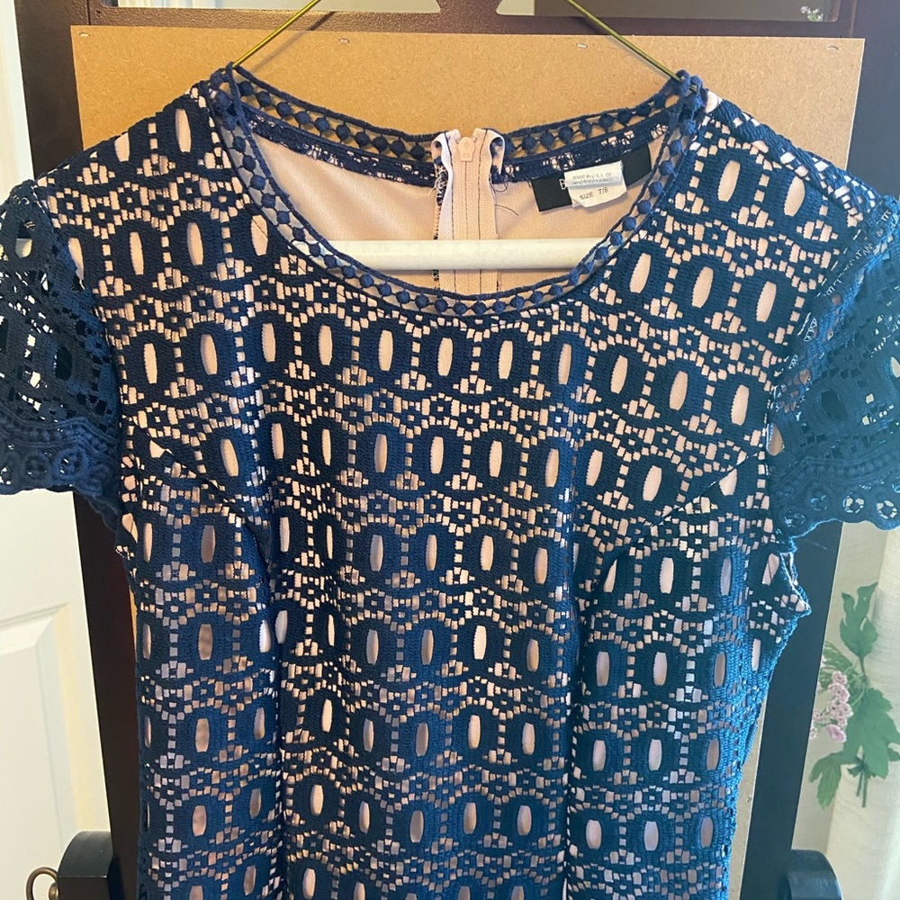 NWOT lace dress B Darlin Navy & blush lace dress. Jrs 7 8